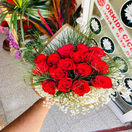 Kırmızı Gül Buketi 15 Adet